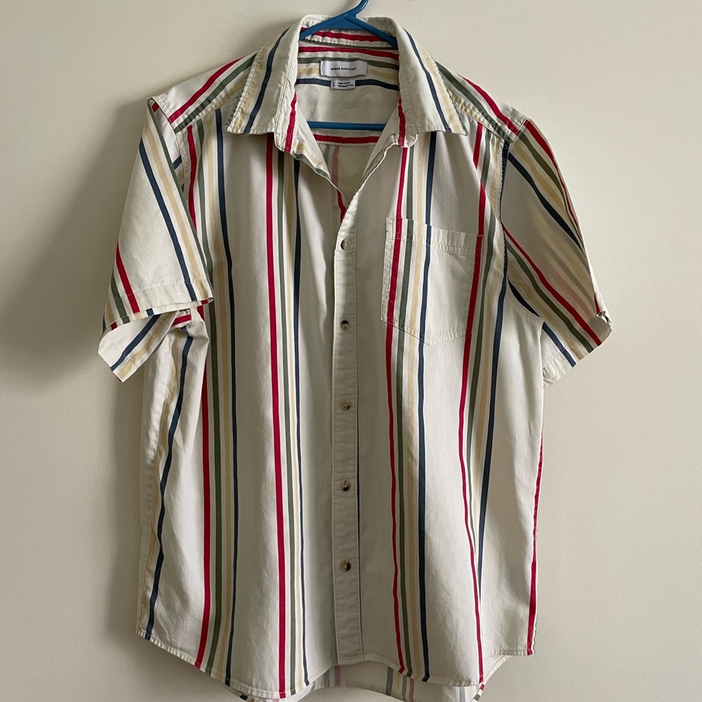 Urban Outfitters Short Sleeve Button Down Shirt SIZE L